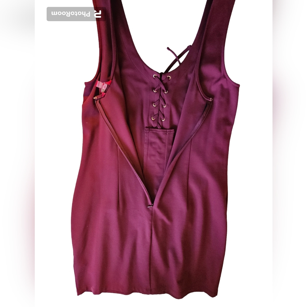 Guess womens XL mini dress NWOT. Maroon lace up front and back zipper. - Picture 7 of 12